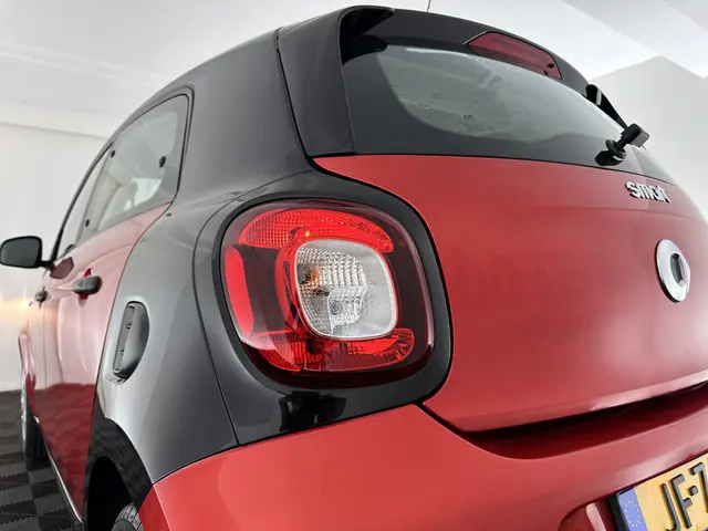 Smart Forfour 1.0 Pure 2016 Benzine 24