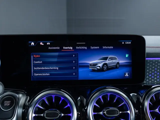 Mercedes-Benz EQB 250+ AMG Line LIMITED 2025 Elektrisch 17