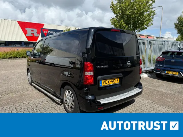 Opel Vivaro 3