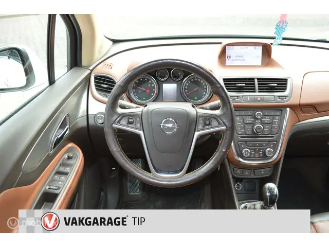 Opel Mokka 1.4 T Cosmo 4x4 2013 Benzine 25