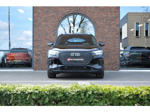 Audi Q4 e-tron 45 Edition 82 kWh 2024 Elektrisch 13