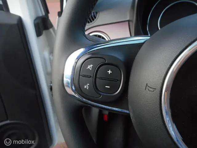 Fiat 500 1.0 Hybrid Star ECC+NAVI+CRUISE+LM-16 2020 Benzine 13