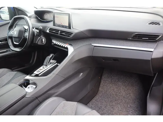 Peugeot 3008 1.2 PureTech Crossway 2020 Benzine 9