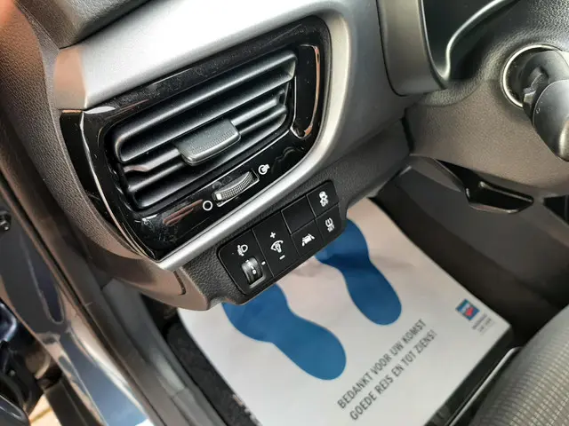 Kia Stonic 1.0 T-GDi DynamicPlusLine 2019 Benzine 23