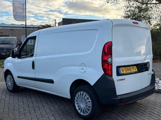 Opel Combo 1.3 CDTi L2H1 Wit Lang 2018 2018 Diesel 7