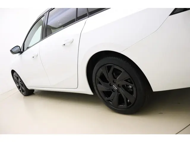 Opel Astra Sports Tourer 1.2 Level 4 2024 Benzine 16