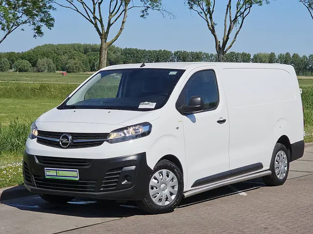 Opel Vivaro 1.5 2022 Diesel 2