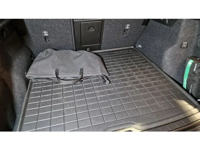 Volvo XC40 1.5 T5 Recharge R-Design 2022 Hybride Benzine 9