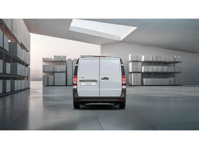 Mercedes-Benz eVito 112 L2 60 kWh 2025 Elektrisch 9