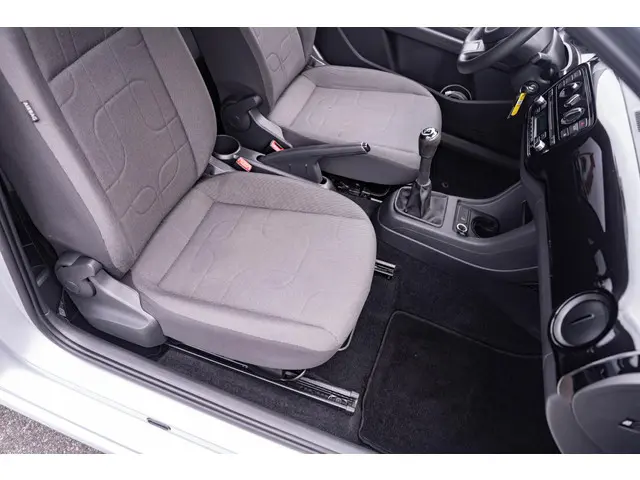 Volkswagen up! 1.0 Move Up 2014 Benzine 29