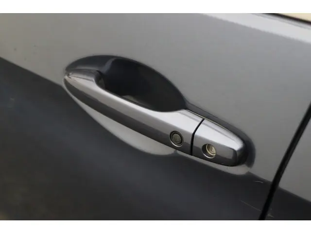 Honda CR-V 2.0 4WD Executive 2017 Benzine 29