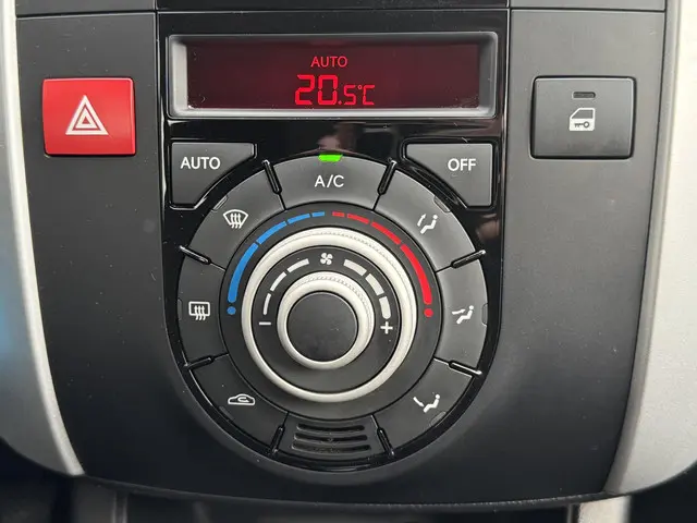 Kia Venga 1.4 CVVT Plus Pack 2012 Benzine 21