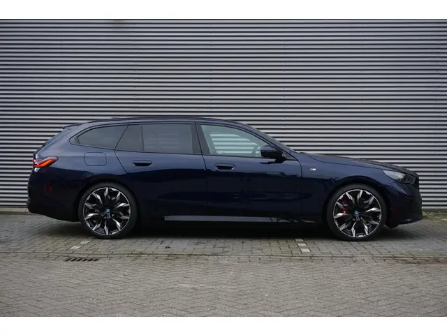 BMW i5 Touring eDrive40 M Sport Edition 2025 Elektrisch 4