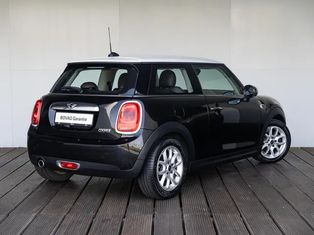 MINI 3-Deurs Cooper 2018 Benzine 2