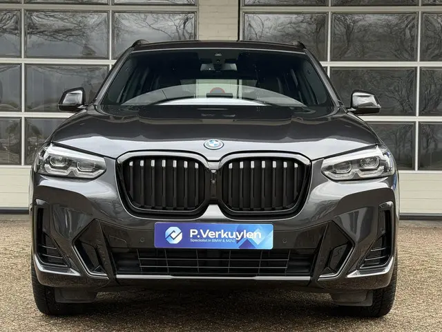 BMW X3 xDrive30e 2022 Hybride Benzine 11