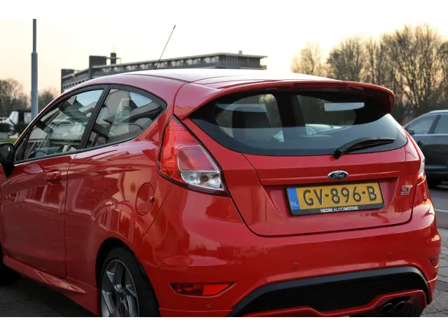 Ford Fiesta 1.6 ST1, 182 PK 2015 Benzine 11