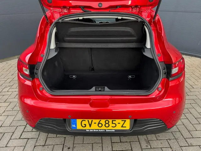 Renault Clio 0.9 TCe ECO Night&Day 2014 Benzine 17