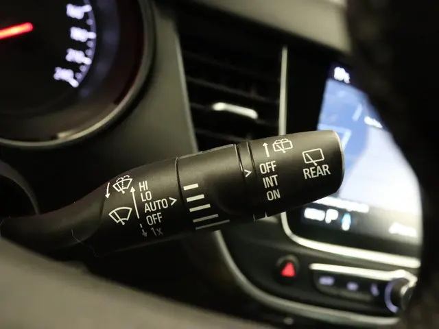 Opel Crossland 1.2 Turbo Elegance 2021 Benzine 31