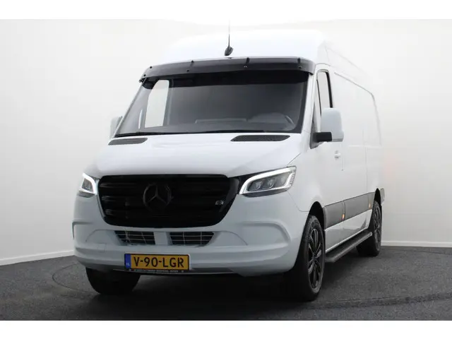 Mercedes-Benz Sprinter 317 CDI Aut. L2H2 2022 Diesel 23