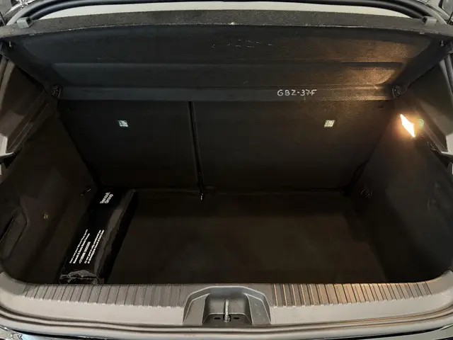 Renault Clio 1.0 TCe 90 Evolution 2024 Benzine 9