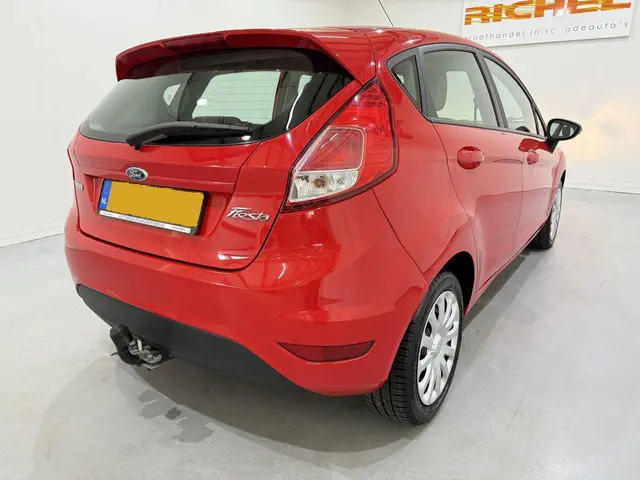 Ford Fiesta HB 1.0 Champion Airco NAP 2013 Benzine 24