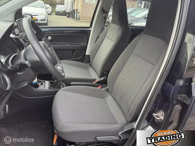 Volkswagen up! 1.0 move up! BlueMotion 2015 Benzine 11