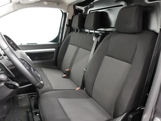 Opel Vivaro 2.0 BlueHDi 145PK L3 Automaat 2024 Diesel 34