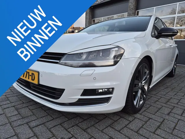 Volkswagen Golf 1.4 TSI ACT Highline 2013 Benzine 2