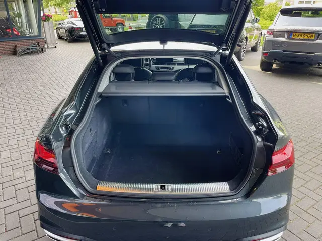 Audi A5 Sportback 40 TFSI S edition 2021 Benzine 9