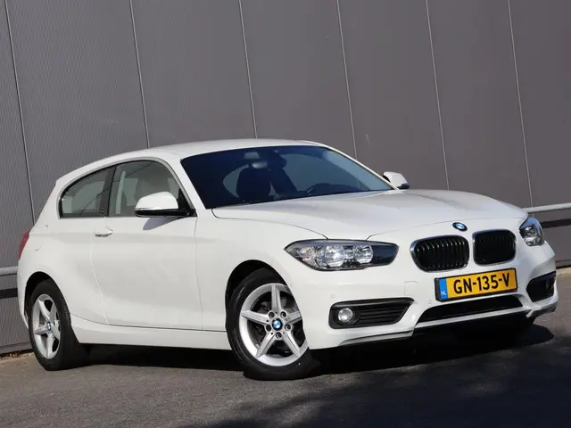 BMW 1 Serie 116i Essential airco LM org NL 2015 Benzine 3