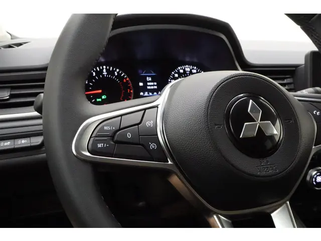 Mitsubishi ASX 1.0 MPI Turbo Intense 2023 Benzine 27