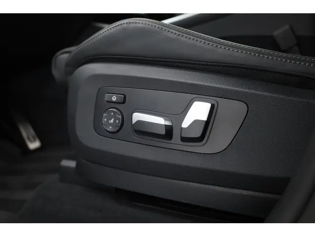 BMW X5 xDrive50e M Sport 2023 Hybride Benzine 12