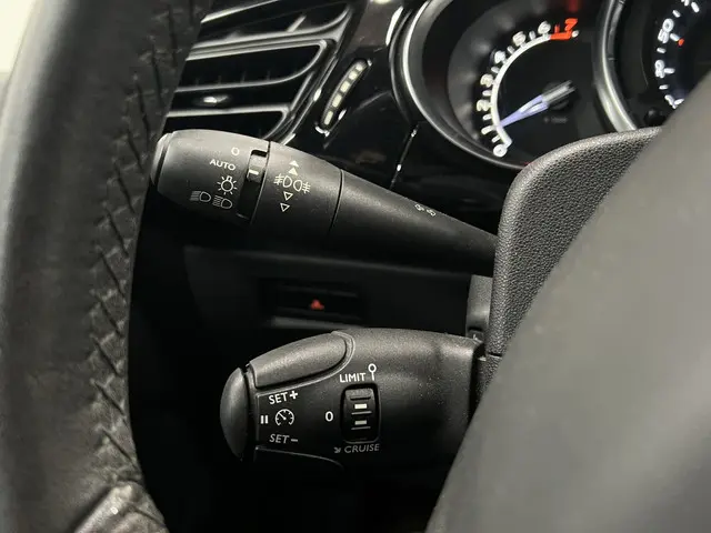 Citroën DS3 1.6 VTi So Chic 2012 Benzine 14