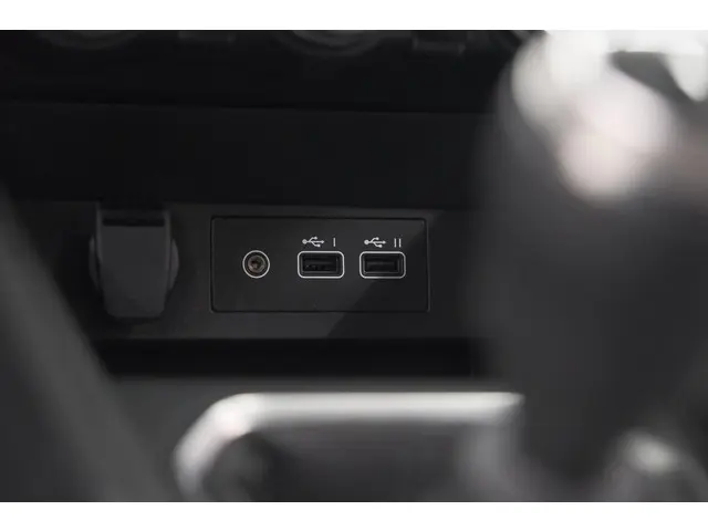 Renault Clio TCe 90 GPF techno 2025 Benzine 44