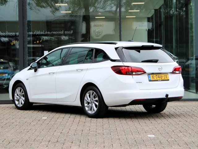 Opel Astra Sports Tourer 1.2 Elegance 2021 Benzine 2