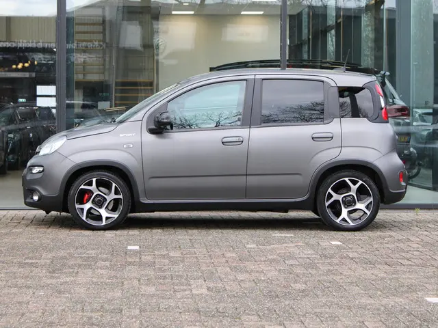 Fiat Panda 1.0 Hybrid Sport 2021 Benzine 11