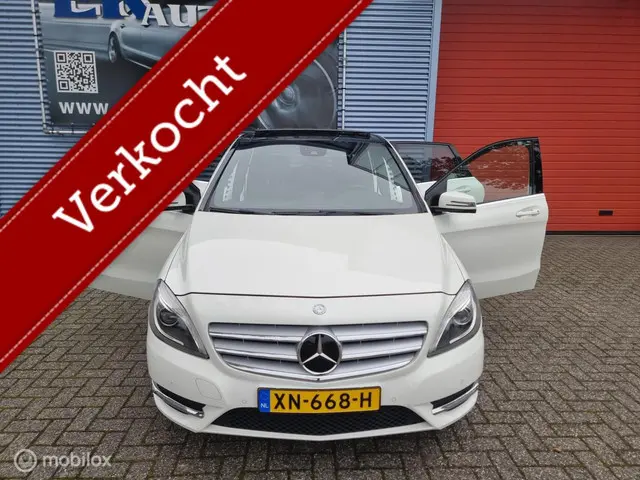Mercedes-Benz B-Klasse 200 Automaat 2012 Benzine 4