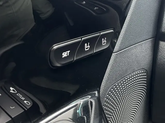 Kia e-Niro ExecutiveLine 64 kWh 2019 Elektrisch 18