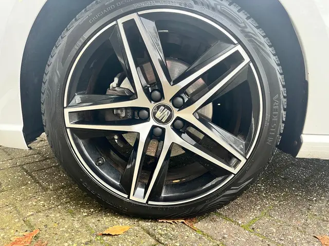 SEAT Ibiza 1.5 TSI EVO FR Business Intense 2018 Benzine 15