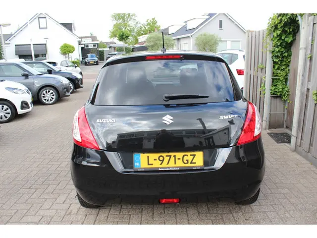 Suzuki Swift 1.2 X-tra 5drs. EASSS 2015 Benzine 5