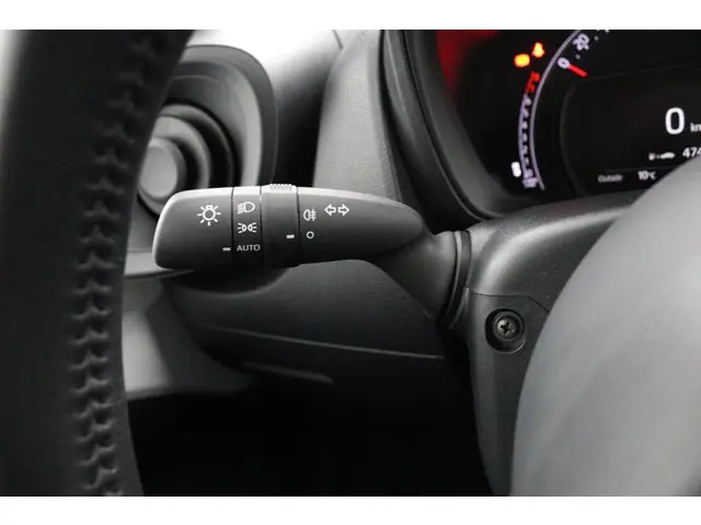 Toyota Aygo X 1.0 VVT-i MT Play 2024 Benzine 29