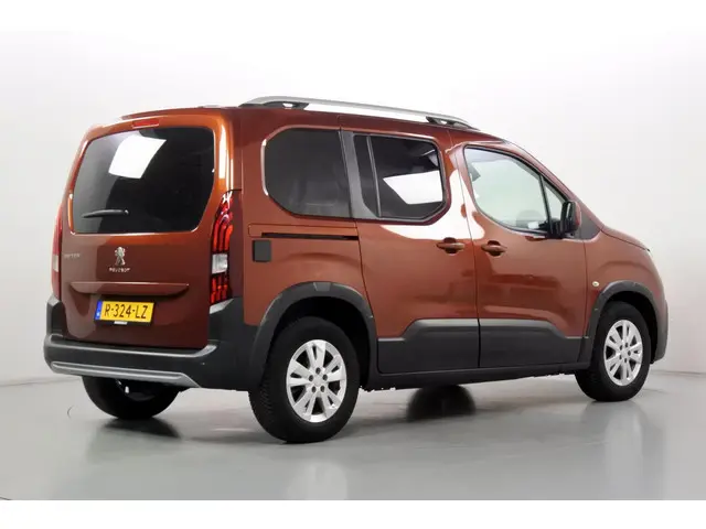 Peugeot Rifter 2