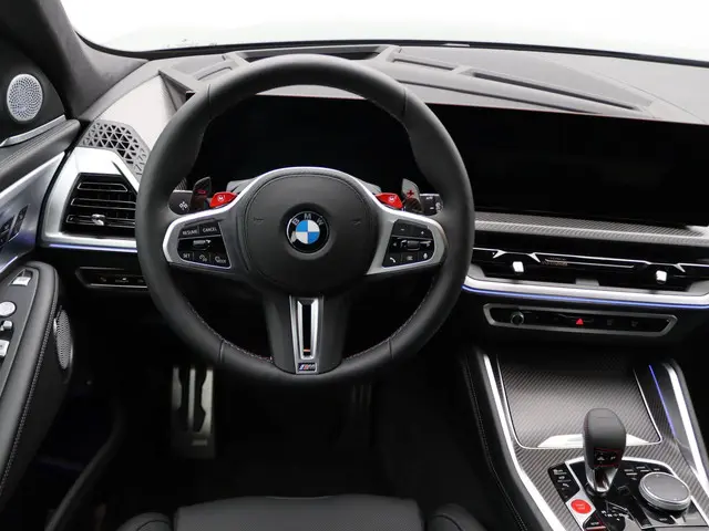 BMW XM 50e 2025 Hybride Benzine 28