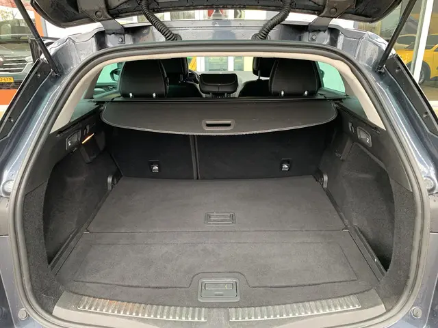 Renault Mégane Estate 1.3 TCe Bose 2019 Benzine 9