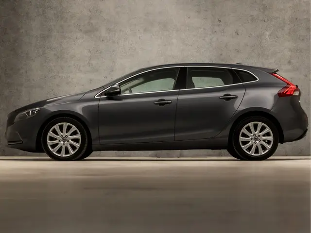 Volvo V40 1.6 D2 Sport 2013 Diesel 2
