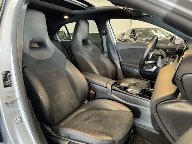 Mercedes-Benz A-Klasse 200 AMG Line 2022 Benzine 14