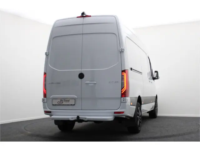Mercedes-Benz Sprinter 317 CDI AUT. L2H2 2023 Diesel 19