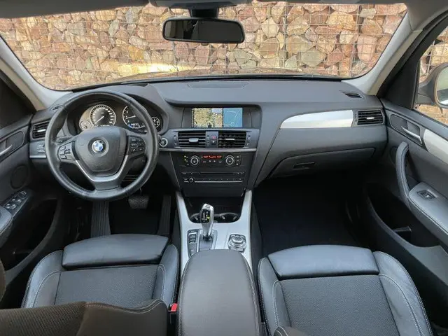 BMW X3 XDrive28i Executive 2015 Benzine 14