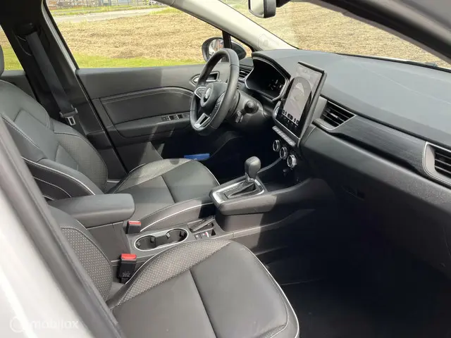 Mitsubishi ASX 1.6 PHEV AT Instyle 2023 Hybride Benzine 30