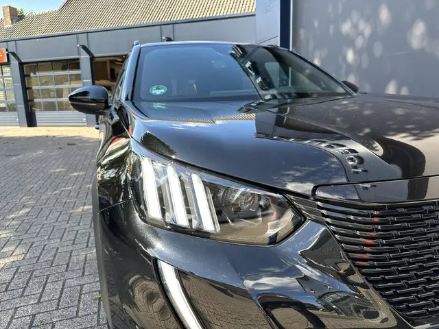 Peugeot e-2008 EV GT 2022 Elektrisch 10